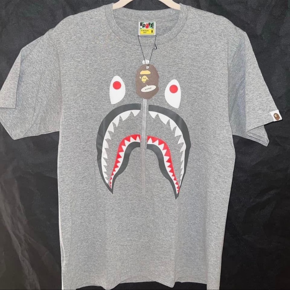 2016 Mens BAPE Shark Tee Japan Exclusive